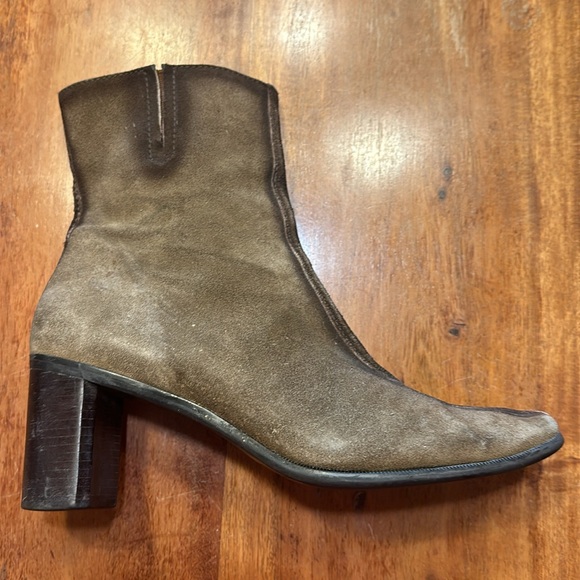 Franco Sarto Vintage Suede Boots - Picture 5 of 10